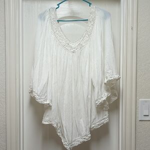 Fashion Fuse Medium Boho Oversized White Boho Blouse with Crochet